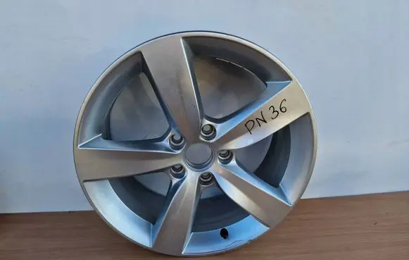 Volkswagen Sharan R17 alloy rim 7N0601025H