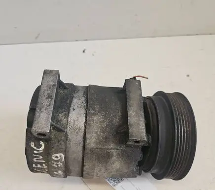 Renault Scenic I Air conditioning (A/C) compressor (pump) 7700103536