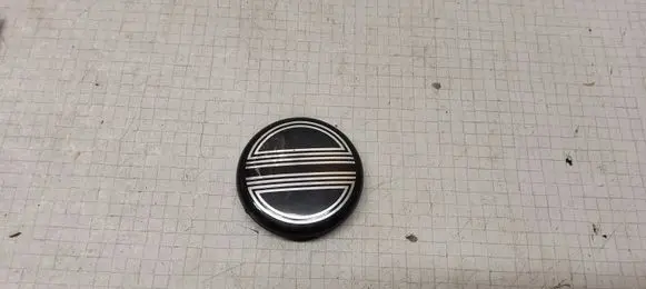 Volkswagen Golf V Original wheel cap