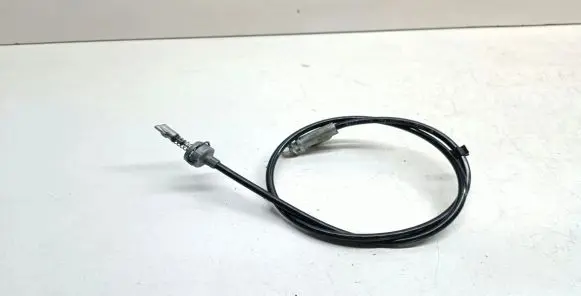 Volkswagen PASSAT B5.5 Gear shift cable linkage 8D1713575