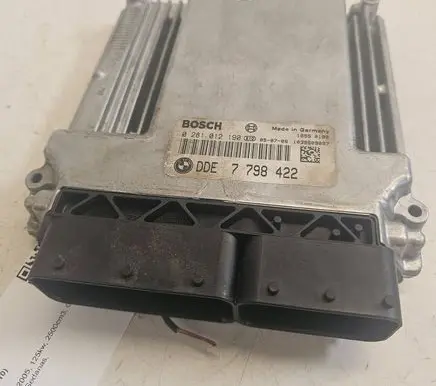 BMW 5 E60 E61 Engine control unit/module DDE7798422