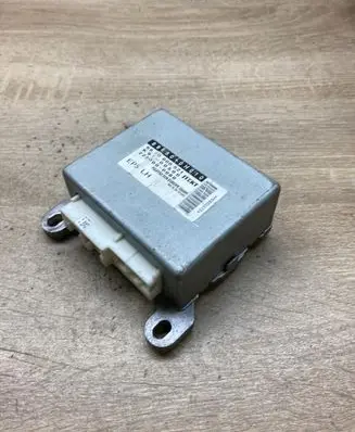 Toyota Aygo AB10 Power steering control unit/module 896500H010 6900000521