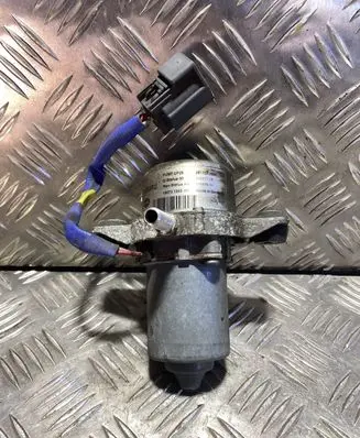 Subaru Forester SJ Vacuum pump 26110FJ000