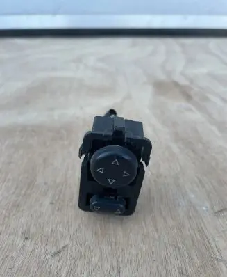 Peugeot 406 Wing mirror switch