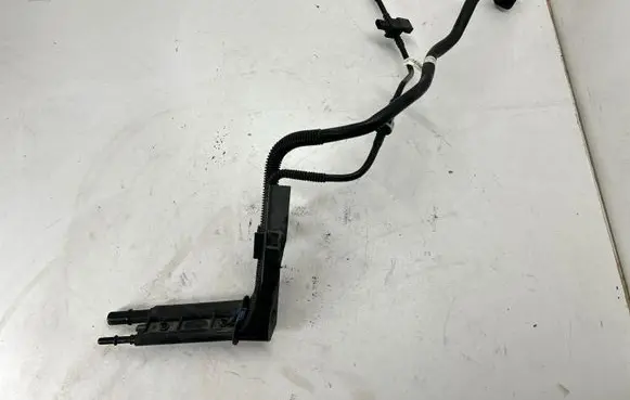 Chrysler Pacifica Fuel line/pipe/hose 68211639AD