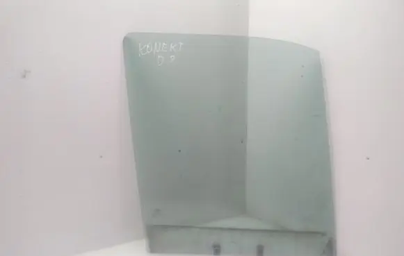 Ford Connect Front door window glass four-door