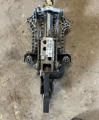 Land Rover Discovery 3 - LR3 Steering wheel axle QMB500760 1055600V M06025A005190