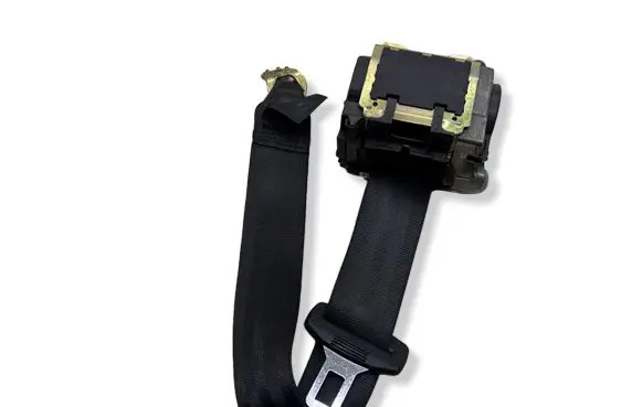 Audi A4 S4 B5 8D Rear seatbelt 8D9857805D