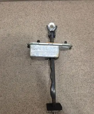 Hyundai Tucson TL Front door check strap stopper 