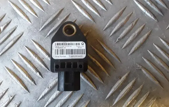Dodge Nitro Airbag deployment crash/impact sensor P04896061AA