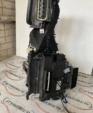 Interior heater climate box assembly