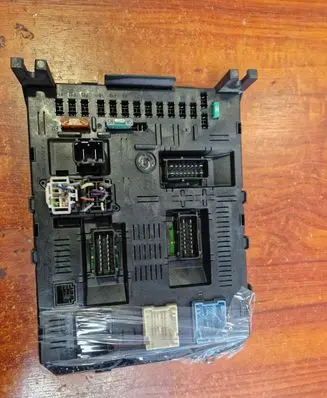 Peugeot 307 Comfort/convenience module 9660105980