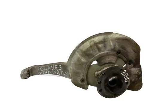 Volkswagen Touareg II Front wheel hub 7P0615311B