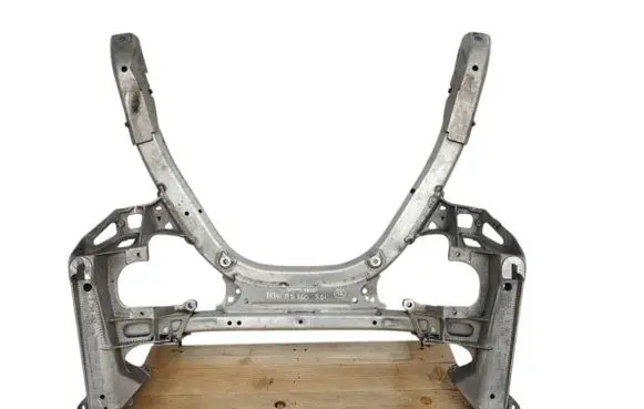 BMW M5 Front subframe 6759462 6943817