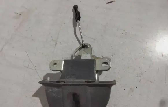 Volkswagen Phaeton Tailgate/trunk/boot lock/catch/latch