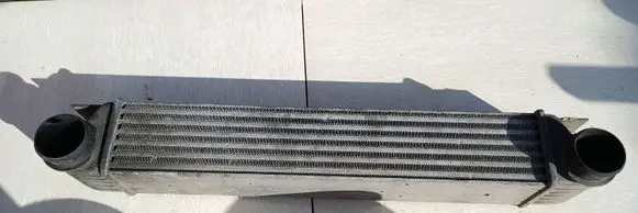 BMW 5 E39 Intercooler radiator 17512247359