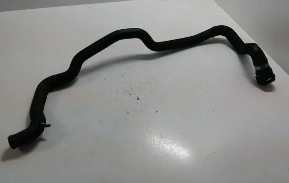 BMW 5 F10 F11 Engine coolant pipe/hose 924866201