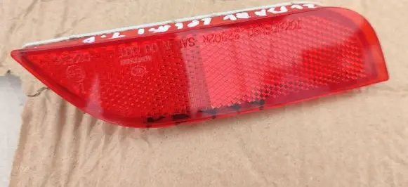 Subaru Legacy Rear tail light reflector 32302R