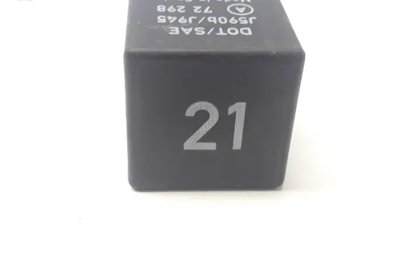 Volkswagen Golf III Other relay 191953227A 72298