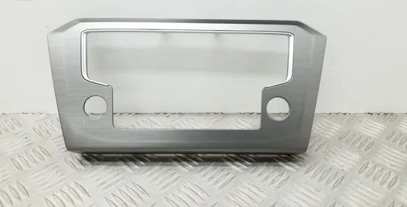 Volkswagen PASSAT B8 Radio/GPS head unit trim 3G2858071A 3G2858069E