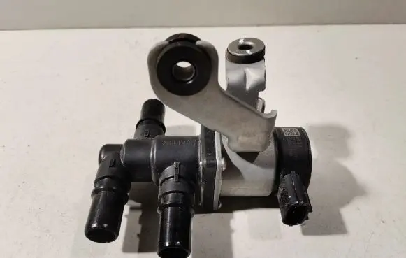 KIA EV6 Electric auxiliary coolant/water pump 375W3GI200