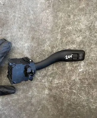 Audi A4 S4 B7 8E 8H Indicator stalk 4E0953513A CZK0301104601
