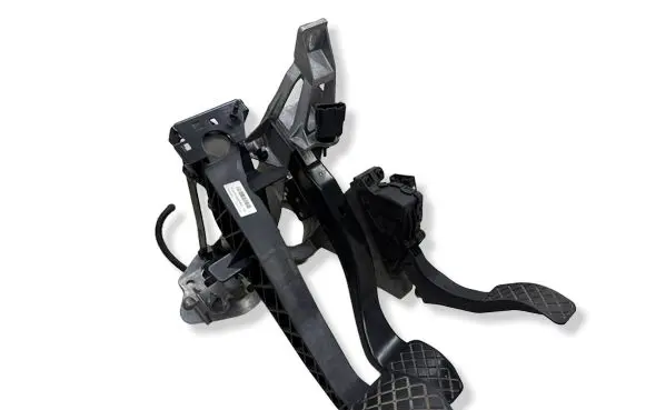 Audi A6 S6 C6 4F Pedal assembly 4F1721135