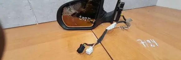 Mercedes-Benz B W247 Front door electric wing mirror MIA12253