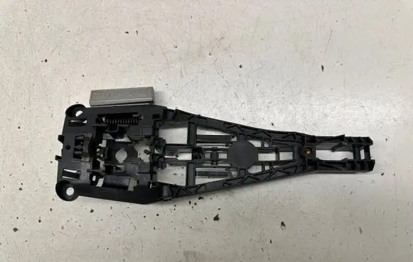 Opel Meriva B Rear door exterior handle/bracket 