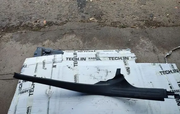 Audi A6 S6 C6 4F Rear sill trim cover 4F0867768