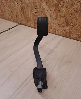 Citroen C4 I Picasso Accelerator throttle pedal 9681990080 0280755103