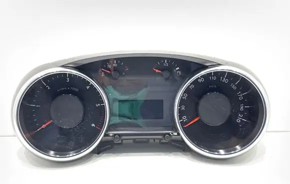 Speedometer (instrument cluster)