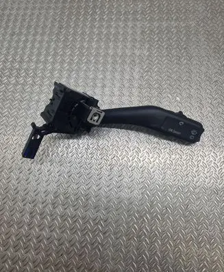 Volkswagen Touran I Wiper control stalk 01203506 1K0953519A