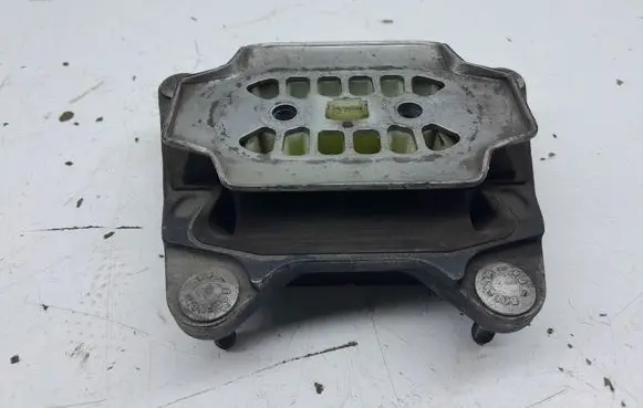 Audi A6 S6 C6 4F Gearbox mount 