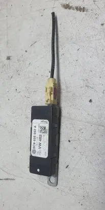 Volkswagen PASSAT B6 Antenna control unit 3C9035552A 12014600