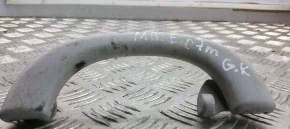 Mercedes-Benz E W211 Rear interior roof grab handle