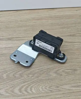 Volvo V70 ESP acceleration yaw rate sensor 30667843AA 10098005202