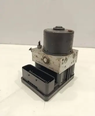 Volkswagen Golf V ABS Pump 1K0907379AC 00005305H0 10096003593