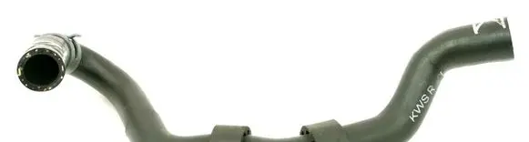 Engine coolant pipe/hose