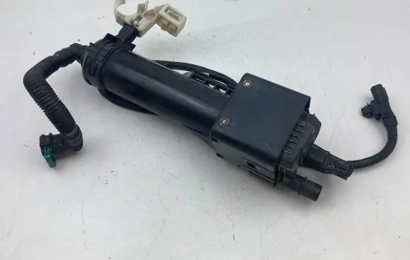 Toyota Prius+ (ZVW40) Active carbon filter fuel vapour canister 7773047040