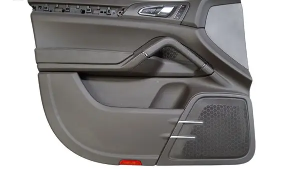 Porsche Cayenne (92A) Front door card panel trim 7P5867011C