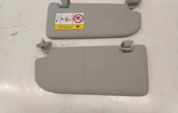 MG ZS Sun visor