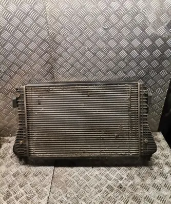 Skoda Octavia Mk2 (1Z) Intercooler radiator