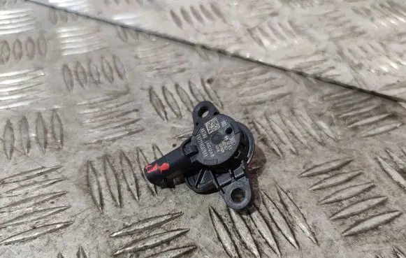 Jaguar E-Pace Airbag deployment crash/impact sensor FK7214C676AA