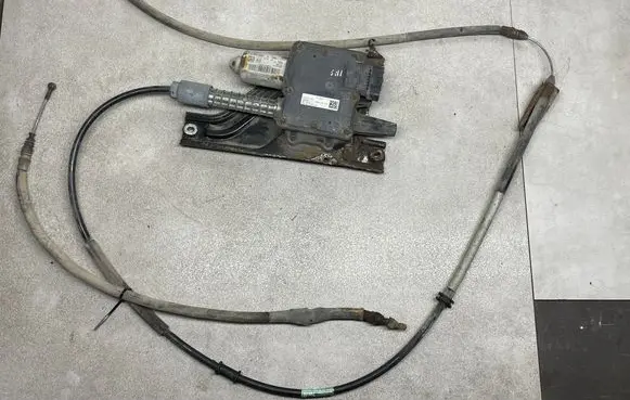 Opel Insignia A Hand brake control module 20918018 20917024