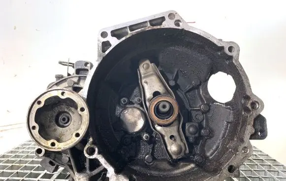 Volkswagen Golf Plus Manual 5 speed gearbox JYJ