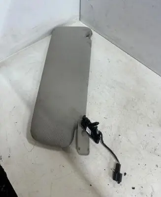 Audi Q7 4L Sun visor 4L0857551 1204200716