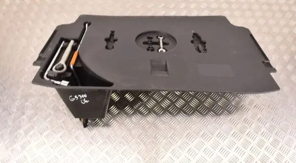 Lexus GS 300 350 430 450H Tool set 