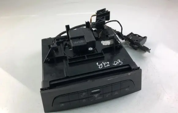 Mercedes-Benz E W212 Interior fan control switch 16107250000