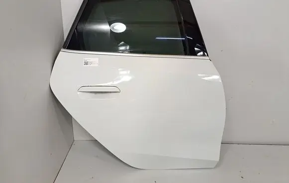 BMW 2 Active Tourer U06 Rear door 9627092 5A444C4